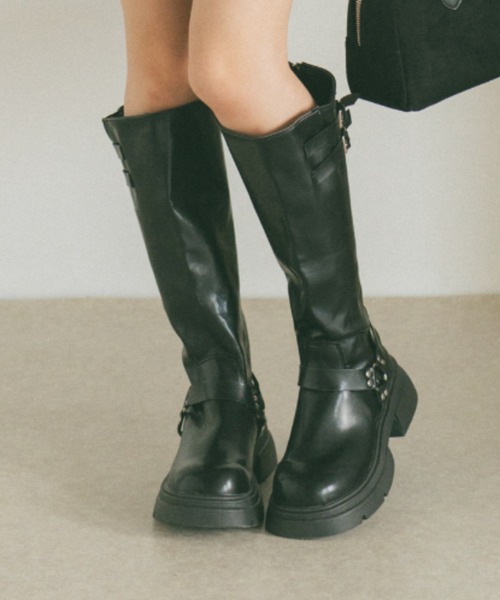 VANNIE U（ヴァニーユー）の「ダブルベルトロングブーツ（ブーツ・レディース・ブラウン/ブラック・S/M/L）」の8枚目の写真