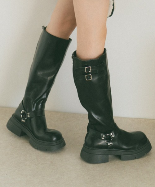 VANNIE U（ヴァニーユー）の「ダブルベルトロングブーツ（ブーツ・レディース・ブラウン/ブラック・S/M/L）」の14枚目の写真