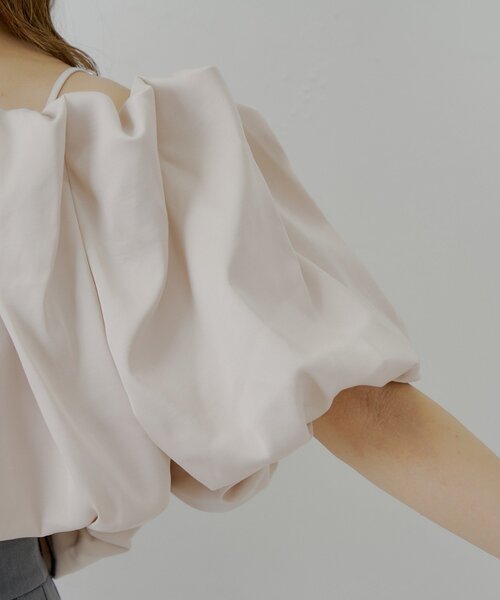 Chico（チコ）の「【SALON by Chico】ギャザーバルーンオフショルブラウス（シャツ/ブラウス・レディース・ブラック/ピンク/ブラウン/ホワイト・FREE）」の11枚目の写真