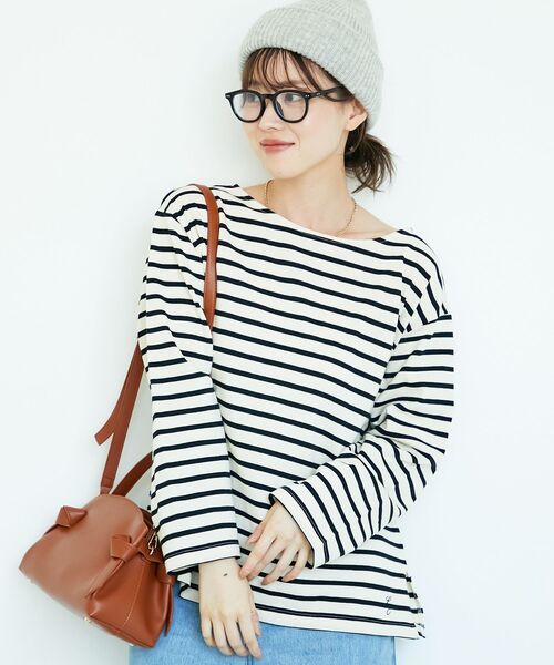 le.coeur blanc(ルクールブラン)の「バスクボーダーロンT(Tシャツ/カットソー・レディース・グリーン系その他/ブルー系その他2/ブラック系その他/ブラウン系その他2・38)」の2枚目の写真