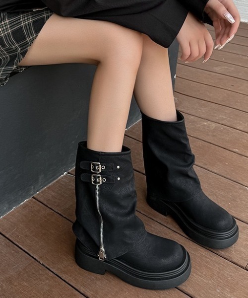 yuue' ( wear )(ユーイ)の「ダブルベルト厚底ミドルカバーブーツ(ブーツ・レディース・ブラウン/ブラック・24.5cm/23.5cm)」の4枚目の写真