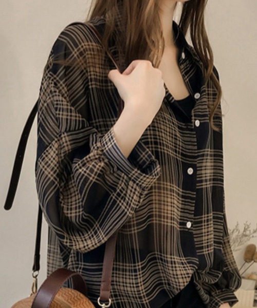 cammie(キャミー)の「シアーチェックシャツ(シャツ/ブラウス・レディース・ベージュ/ブラック・L/M)」の7枚目の写真