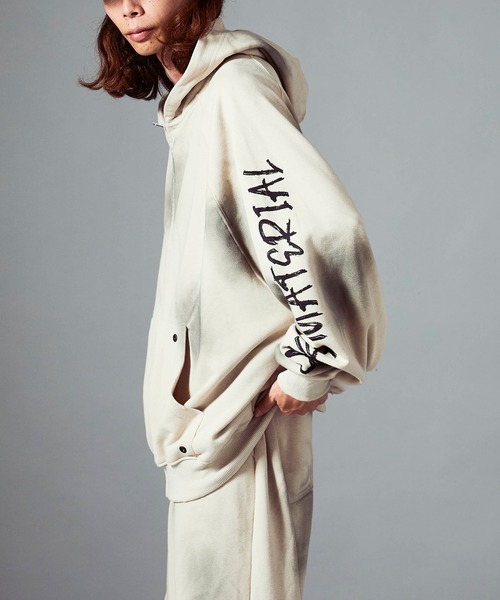 Theater code（シアターコード）の「Raglan Silhouette Zip-Up Hoodie/ラグランシルエット ジップアップパーカー 2026年 夏 夏服メンズ（パーカー・メンズ・ブラック/ベージュ・L/M）」の21枚目の写真