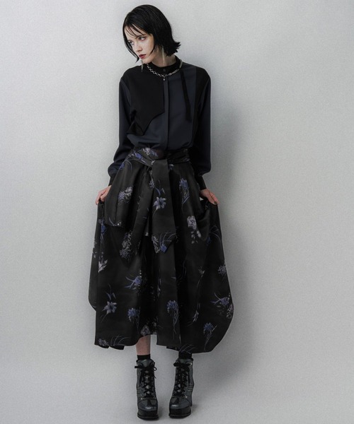 HARE（ハレ）の「Autumnflowerウエストデザインスカート(HARE)（スカート・レディース・ブルーパープル/レッド・FREE）」の6枚目の写真