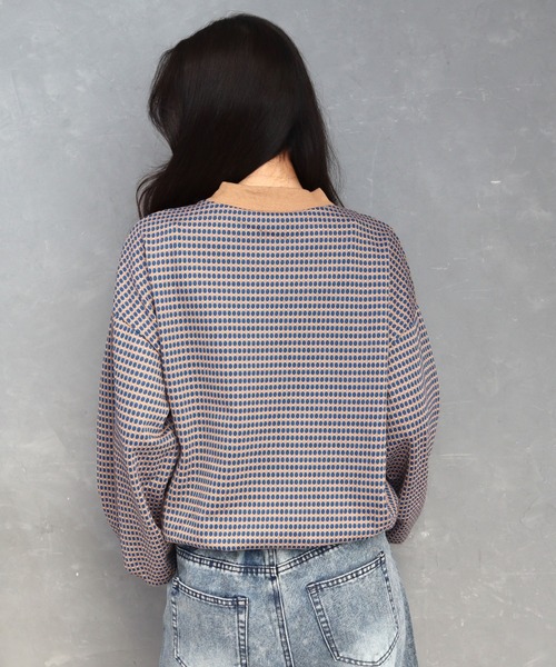 CECIL McBEE（セシルマクビー）の「ハニカム柄ジャガードリブ配色トップス（Tシャツ/カットソー・レディース・グリーン/ブラック/ブルー・MEDIUM/LARGE）」の13枚目の写真