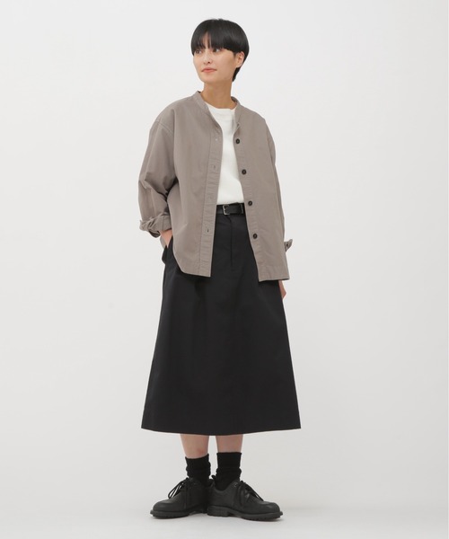 MHL.（エムエイチエル）の「SOFT HOPSACK（シャツ/ブラウス・レディース・グレー/オフホワイト/セージグリーン・3/2/1）」の8枚目の写真