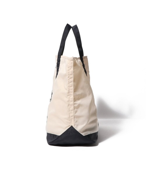 ESTNATION(エストネーション)の「J.B.ATTIRE / ナイロン キャンバス トートバッグ《ESTNATION EXCLUSIVE》(トートバッグ・レディース・オフホワイト/ネイビー・FREE)」の5枚目の写真