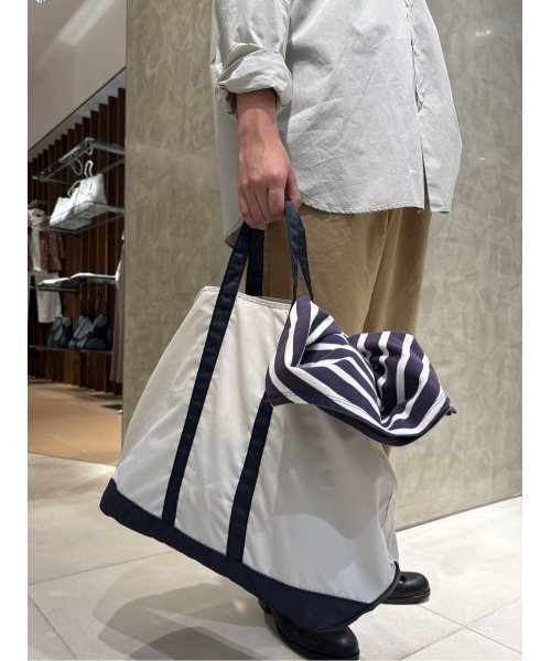 ESTNATION(エストネーション)の「J.B.ATTIRE / ナイロン キャンバス トートバッグ《ESTNATION EXCLUSIVE》(トートバッグ・レディース・オフホワイト/ネイビー・FREE)」の22枚目の写真