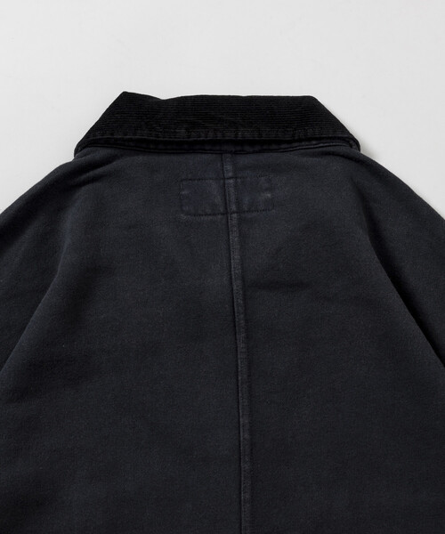 UNIVERSAL OVERALL(ユニバーサルオーバーオール)の「UNIVERSAL OVERALL/ユニバーサルオーバーオール 別注 パウダー加工 衿コーデュロイ切り替え スウェット カバーオール(ブルゾン・メンズ・ブラウン/チャコールグレー・LARGE/MEDIUM)」の16枚目の写真