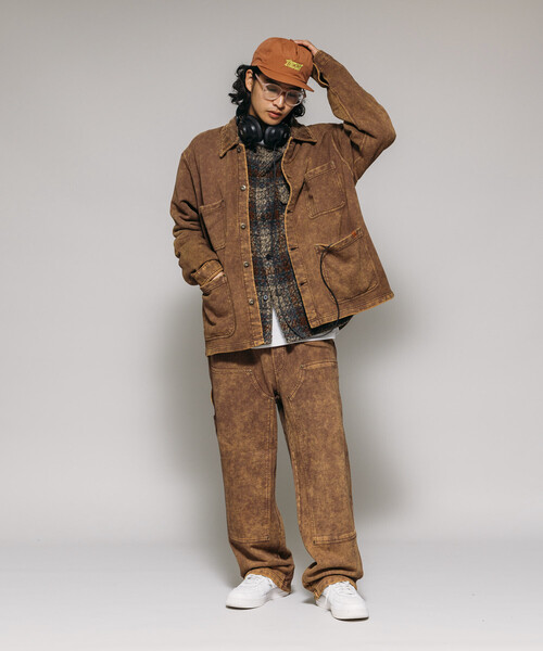 UNIVERSAL OVERALL(ユニバーサルオーバーオール)の「UNIVERSAL OVERALL/ユニバーサルオーバーオール 別注 パウダー加工 衿コーデュロイ切り替え スウェット カバーオール(ブルゾン・メンズ・ブラウン/チャコールグレー・LARGE/MEDIUM)」の20枚目の写真