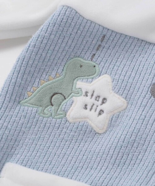 SLAP SLIP BABY（スラップスリップベビー）の「【お揃い】アニマルクマ恐竜おもちゃ切り替え2WAYオールベビー(50~70cm)（ロンパース・キッズ・ブルー/ベージュ・FREE）」の8枚目の写真