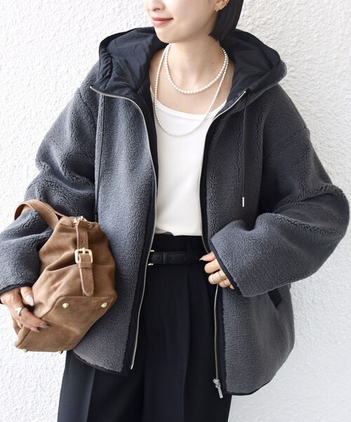 SHIPS　ボア配色フードブルゾン グレー　ボアジャケット　人気　シップス WEB限定】ボア 配色 フード ブルゾン（ブルゾン）｜SHIPS（シップス