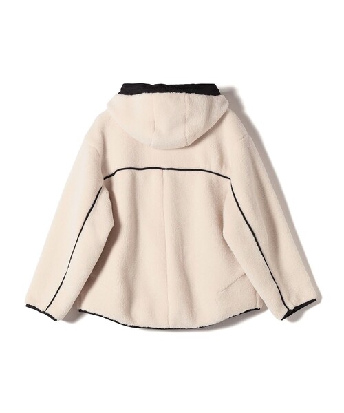 SHIPS（シップス）の「【WEB限定】ボア 配色 フード ブルゾン（ブルゾン・レディース・オフホワイト/チャコールグレー・ONE SIZE）」の4枚目の写真