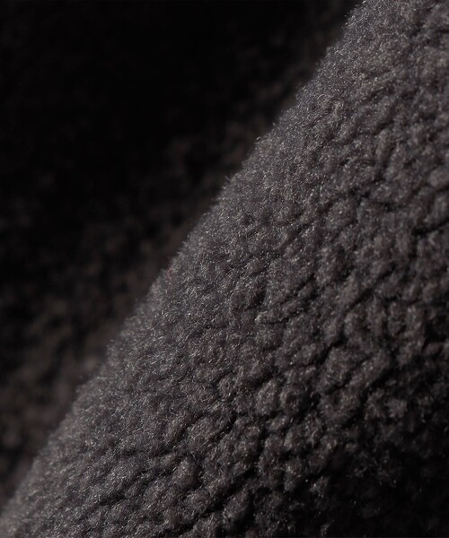 SHIPS（シップス）の「【WEB限定】ボア 配色 フード ブルゾン（ブルゾン・レディース・オフホワイト/チャコールグレー・ONE SIZE）」の12枚目の写真