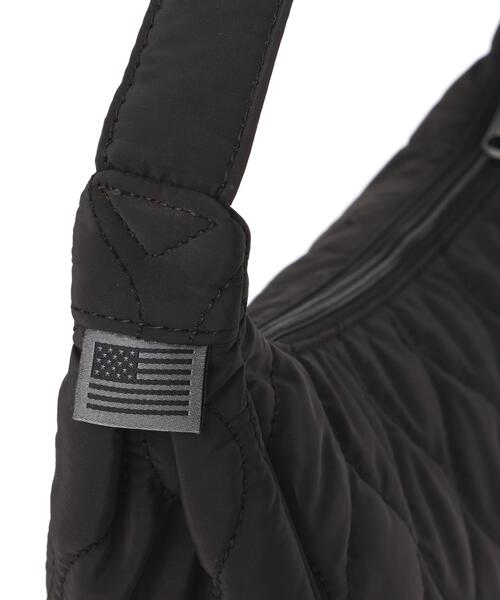 AVIREX(アヴィレックス)の「《WEB限定》MINI BONDING SHOULDER BAG/ミニボンディングショルダーバッグ(ショルダーバッグ・レディース・ブラック・F)」の6枚目の写真