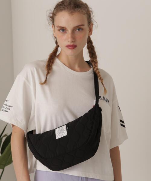 AVIREX(アヴィレックス)の「《WEB限定》MINI BONDING SHOULDER BAG/ミニボンディングショルダーバッグ(ショルダーバッグ・レディース・ブラック・F)」の7枚目の写真