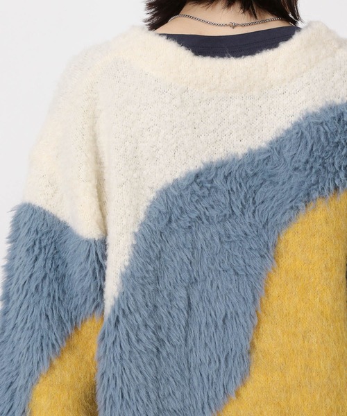 LAKOLE（ラコレ）の「インターシャ配色カーディガン / 583726（カーディガン/ボレロ・レディース・チャコール/モカ/イエロー/オレンジ/ブルー/ライトグリーン・FREE）」の22枚目の写真