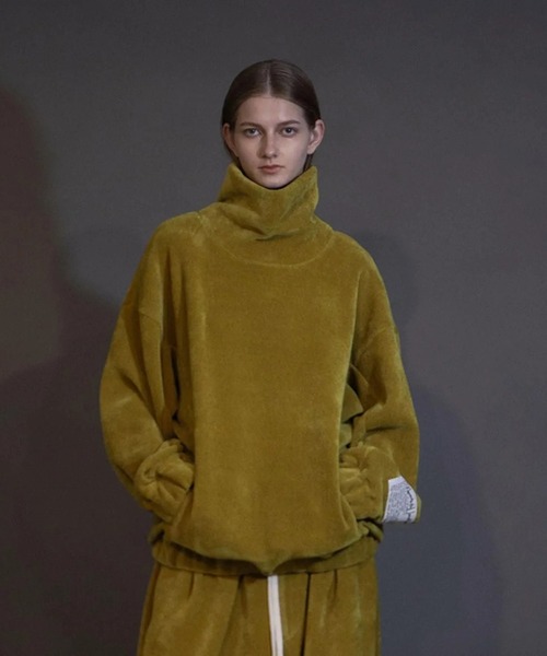 my beautiful landlet(マイビューティフルランドレット)の「【my beautiful landlet】 CHENILLE KNIT HIGH NECK PULLOVER(その他トップス・メンズ・ベージュ/ネイビー/イエロー/グリーン/ブラック・1/0)」の5枚目の写真