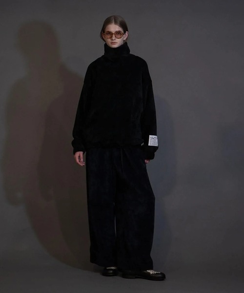 my beautiful landlet(マイビューティフルランドレット)の「【my beautiful landlet】 CHENILLE KNIT HIGH NECK PULLOVER(その他トップス・メンズ・ベージュ/ネイビー/イエロー/グリーン/ブラック・1/0)」の6枚目の写真