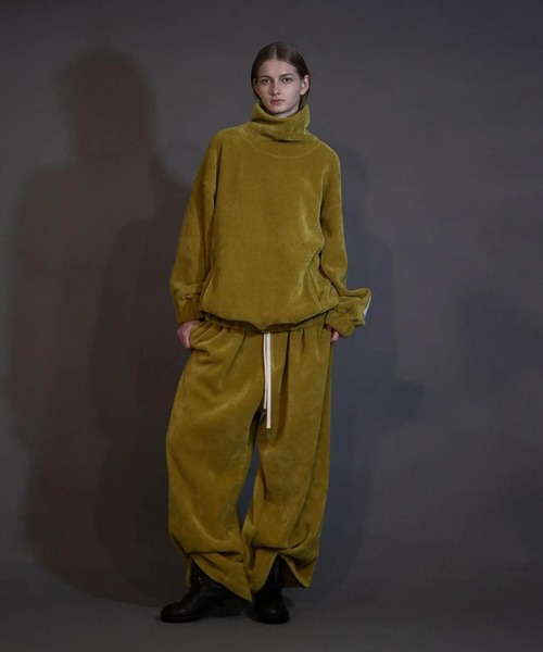 my beautiful landlet(マイビューティフルランドレット)の「【my beautiful landlet】 CHENILLE KNIT HIGH NECK PULLOVER(その他トップス・メンズ・ベージュ/ネイビー/イエロー/グリーン/ブラック・1/0)」の10枚目の写真