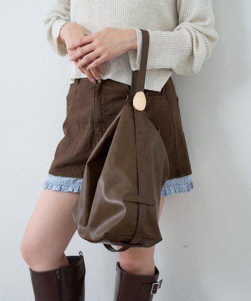 メケアリバッグ　ブラウン　カスタネ　Mサイズ Kastane（カスタネ）の「ビジューポーチ付きミドルBAG（トートバッグ