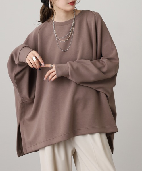 OMNES(オムネス)の「ソフトダンボールニットワイドシルエット長袖プルオーバー(ニット/セーター・レディース・チャコール/モカ・FREE)」の2枚目の写真