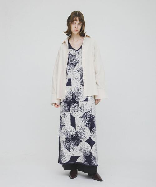 LAATO(ラート)の「wrinkle velor shirts(シャツ/ブラウス・レディース・オフホワイト/ダークグレー・FREE)」の21枚目の写真