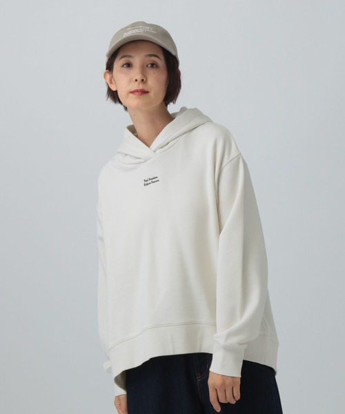 LEPSIM（レプシィム）の「チビロゴ刺繍パーカー　601682（パーカー・レディース・オフホワイト/ダークオレンジ/チャコールグレー・FREE）」の11枚目の写真