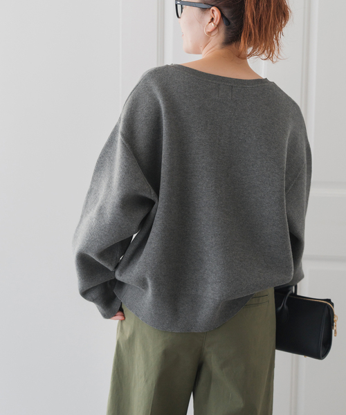 Spick & Span(スピックアンドスパン)の「《WEB限定 / 追加2》メタルボタンヘンリーネックニット(ニット/セーター・レディース・ブラック/グレー/キャメル・FREE)」の9枚目の写真