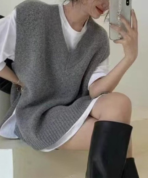 DAY CLOSET（デイ クローゼット）の「【中厚手】Vネック フレンチスリーブ リブ ニット ベスト レディース（ベスト・レディース・グレー/ブラック/ライトグレー・FREE）」の13枚目の写真