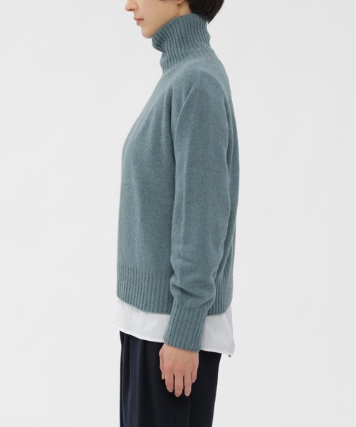 【MARGARETHOWELL】25AW 5785263207 TWISTED CASHMERE WOOL KNITWEAR タートルネック長袖ニットセーター MARGARET HOWELL（マーガレットハウエル）の「TWISTED CASHMERE WOOL