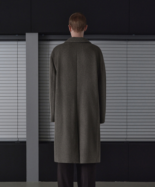 MUSINSA STANDARD（ムシンサスタンダード）の「カシミアブレンド特大シングルコート[Toff]（チェスターコート・メンズ・その他・MEDIUM/LARGE/X-LARGE/XX-LARGE）」の4枚目の写真