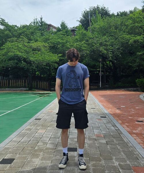 VTWO(ブイツー)の「パイロットジョギングスヌーピーピグメントTシャツ (NAVY)(Tシャツ/カットソー・レディース・その他・SMALL/MEDIUM/LARGE)」の7枚目の写真