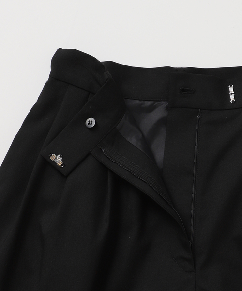 CITYSHOP（シティーショップ）の「VOLUME TUCK パンツ（スラックス・レディース・ブラック/グレー・38/36）」の3枚目の写真