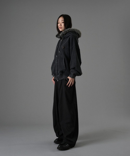 ONCILY（オンシェリー）の「HEART PATCH FAUX-FUR ZIP HOODIE / ハートパッチフェイクファージップフーディ（パーカー・メンズ・ブラック/ブラウン・SMALL/MEDIUM/LARGE）」の11枚目の写真