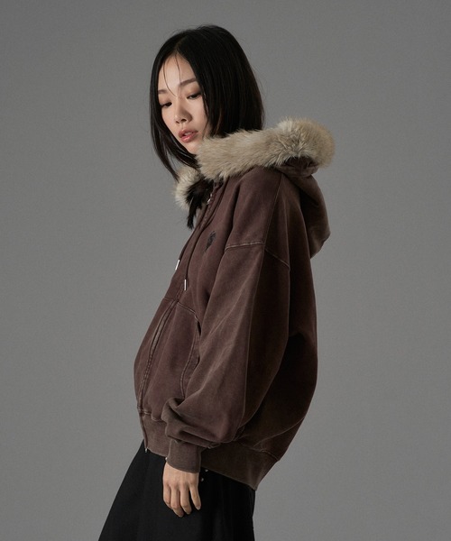 ONCILY（オンシェリー）の「HEART PATCH FAUX-FUR ZIP HOODIE / ハートパッチフェイクファージップフーディ（パーカー・メンズ・ブラック/ブラウン・SMALL/MEDIUM/LARGE）」の22枚目の写真