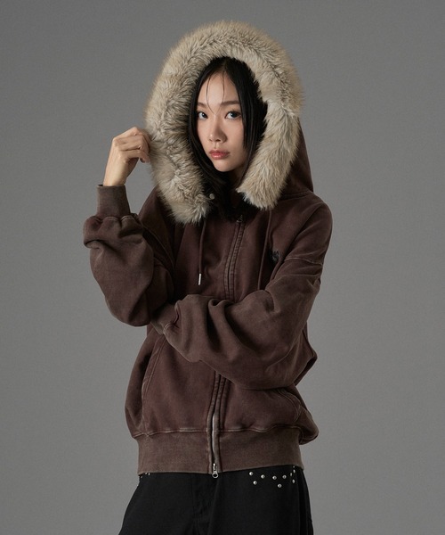 ONCILY（オンシェリー）の「HEART PATCH FAUX-FUR ZIP HOODIE / ハートパッチフェイクファージップフーディ（パーカー・メンズ・ブラック/ブラウン・SMALL/MEDIUM/LARGE）」の21枚目の写真