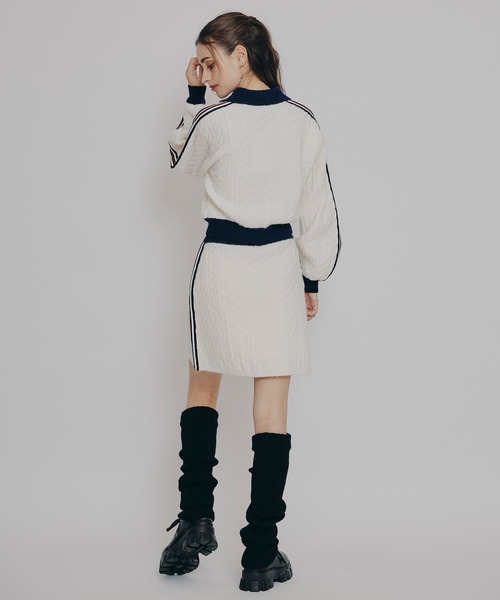 REDYAZEL（レディアゼル）の「［FILA×REDYAZEL］ケーブルニットトリコロールラインジャケット×タイトミニスカートセットアップ（セットアップ・レディース・ネイビー/オフホワイト・FREE）」の14枚目の写真