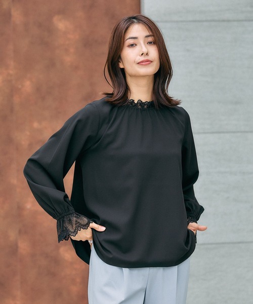 GLOBAL WORK（グローバルワーク）の「キレイつづくレーススタンドブラウス/580993（シャツ/ブラウス・レディース・ライトグレー/オフホワイト/ブラック・SMALL/MEDIUM/LARGE/X-LARGE）」の3枚目の写真