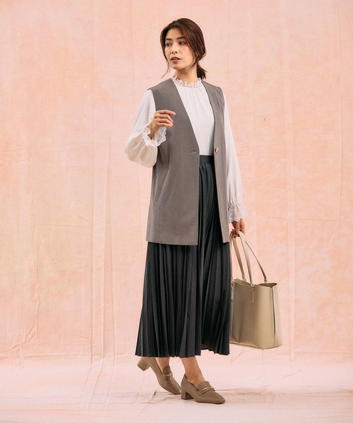 GLOBAL WORK（グローバルワーク）の「キレイつづくレーススタンドブラウス/580993（シャツ/ブラウス・レディース・ライトグレー/オフホワイト/ブラック・SMALL/MEDIUM/LARGE/X-LARGE）」の6枚目の写真