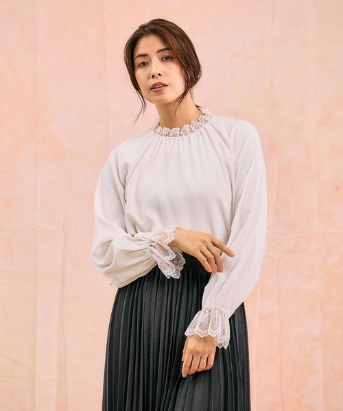 GLOBAL WORK（グローバルワーク）の「キレイつづくレーススタンドブラウス/580993（シャツ/ブラウス・レディース・ライトグレー/オフホワイト/ブラック・SMALL/MEDIUM/LARGE/X-LARGE）」の7枚目の写真