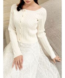 dazzlin（ダズリン）の「ミニケーブルスクエアニットトップス（ニット/セーター）」