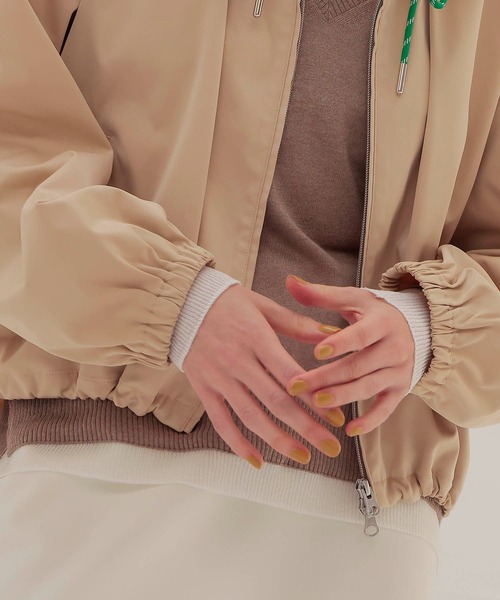 DRESSLAVE(ドレスレイブ)の「memory double satin blouson(メモリーダブルサテンブルゾン)(ブルゾン・レディース・ホワイト/ベージュ・38)」の7枚目の写真