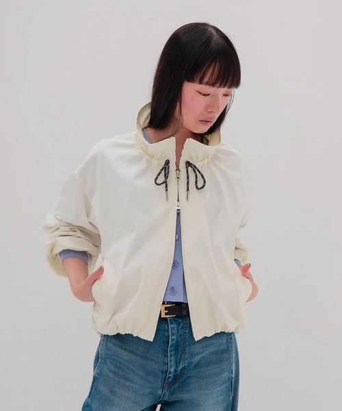 DRESSLAVE(ドレスレイブ)の「memory double satin blouson(メモリーダブルサテンブルゾン)(ブルゾン・レディース・ホワイト/ベージュ・38)」の12枚目の写真