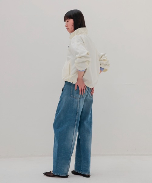 DRESSLAVE(ドレスレイブ)の「memory double satin blouson(メモリーダブルサテンブルゾン)(ブルゾン・レディース・ホワイト/ベージュ・38)」の17枚目の写真