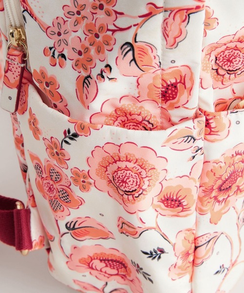 Cath Kidston(キャスキッドソン)の「コンパクト バックパック Decorated Floral(バックパック/リュック・レディース・その他・FREE)」の8枚目の写真