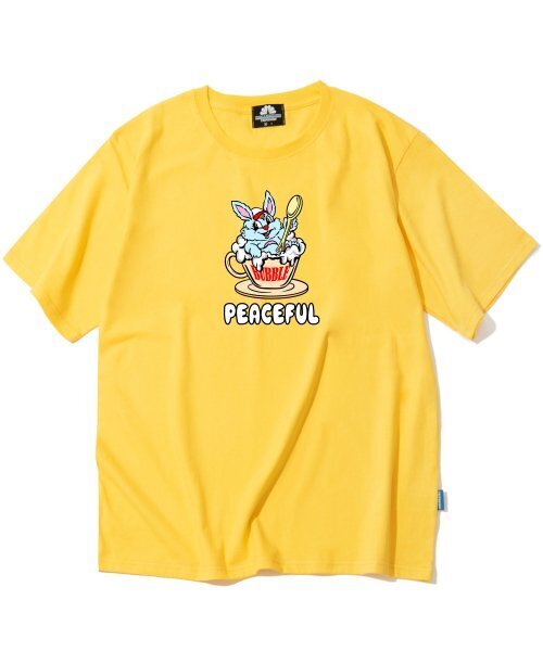 TRIPSHION(トリップション)の「PEACEFUL RABBIT GRAPHIC Tシャツ - イエロー(Tシャツ/カットソー・メンズ・その他・LARGE/MEDIUM/X-LARGE)」の1枚目の写真