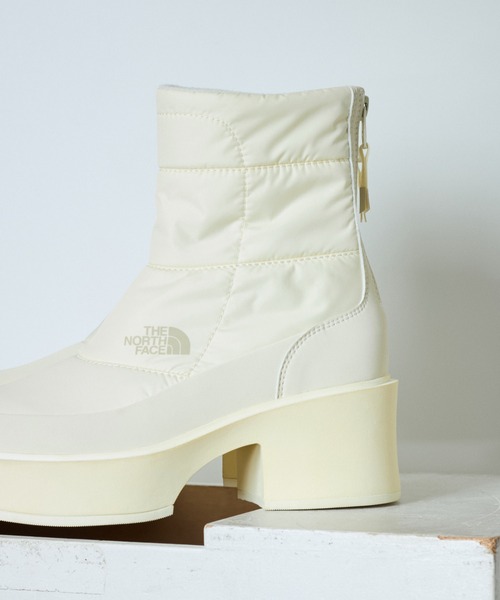 THE NORTH FACE（ザノースフェイス）の「【THE NORTH FACE（ザ・ノース・フェイス）】カルミア ヌプシ ブーツ ウォータープルーフ（ブーツ・レディース・ブラック/オフホワイト・6/8/7）」の8枚目の写真
