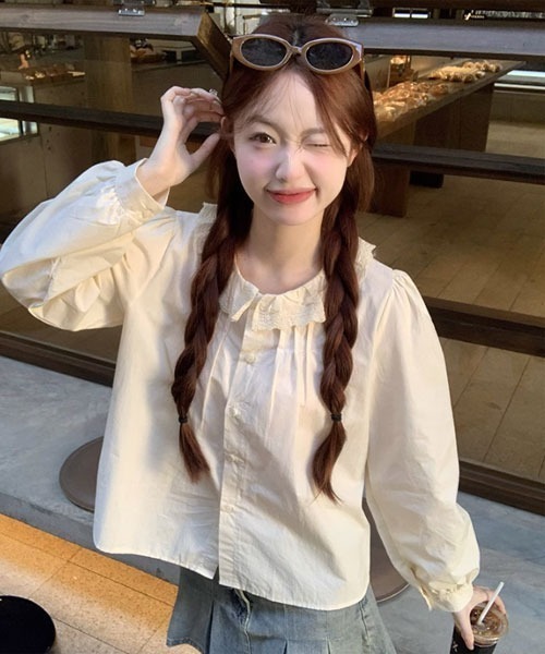 VIBGYOR Women（ヴィブジョー　ウィメン）の「【Mayree】レース刺繍 丸襟 ブラウス（シャツ/ブラウス・レディース・アイボリー・MEDIUM）」の5枚目の写真