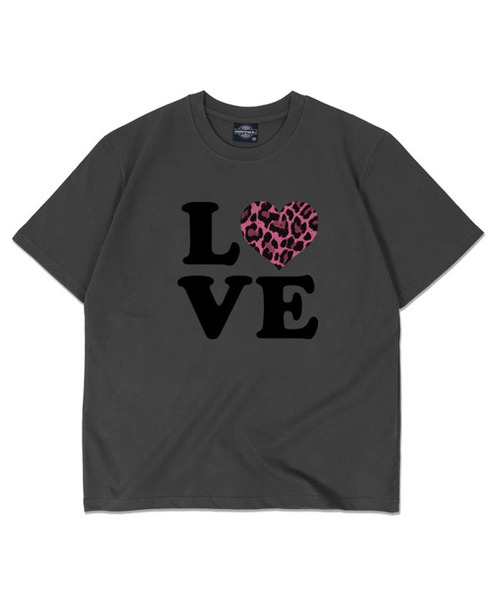 KATRINA K（カトリーナケイ）の「ラブピンクレオパード半袖Tシャツ-3カラー（Tシャツ/カットソー・レディース・ブルー/ライトイエロー/チャコール・MEDIUM/LARGE）」の2枚目の写真